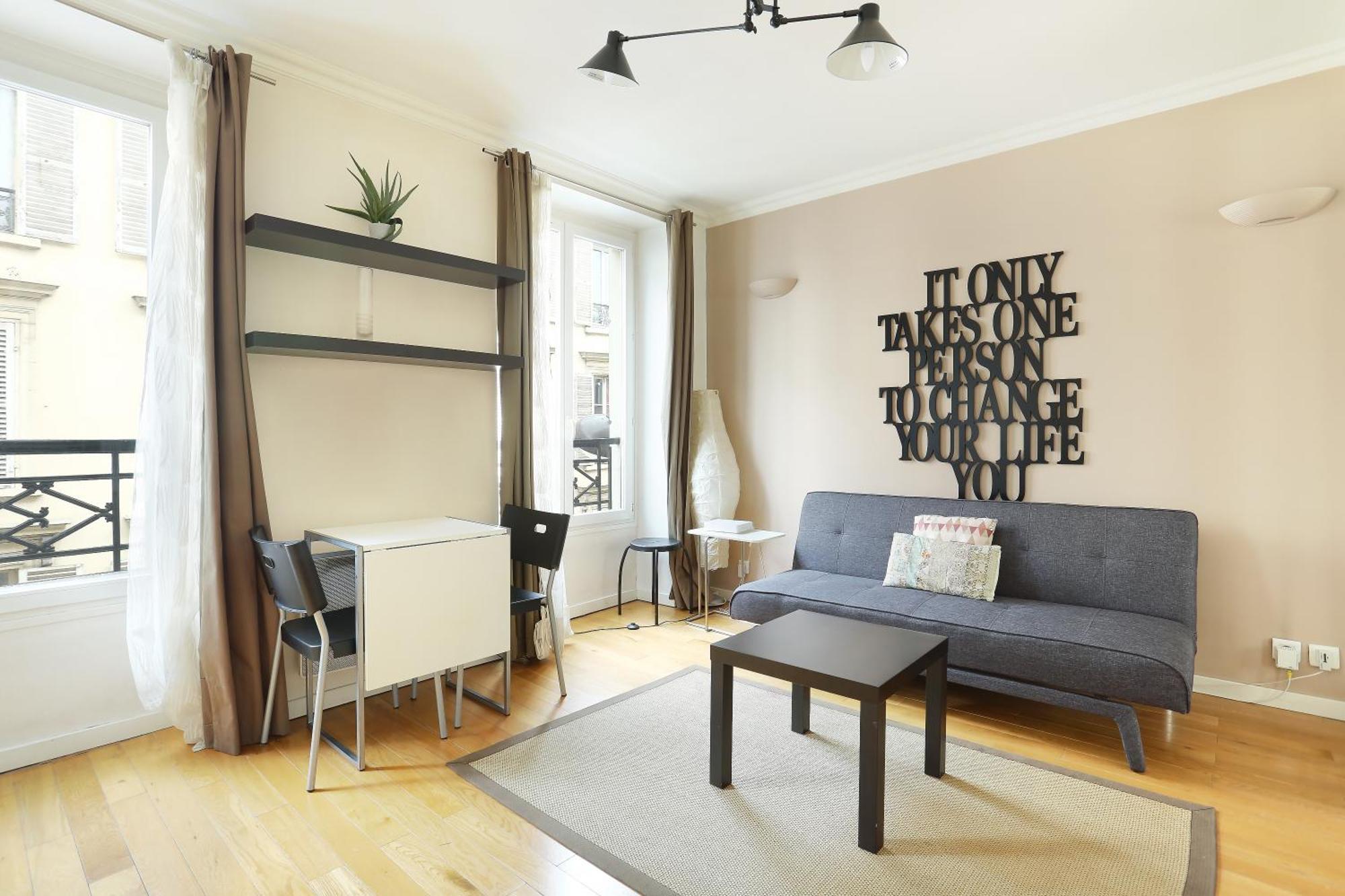 Pick A Flat'S Apartments In Batignolles - Rue Biot Париж Екстериор снимка