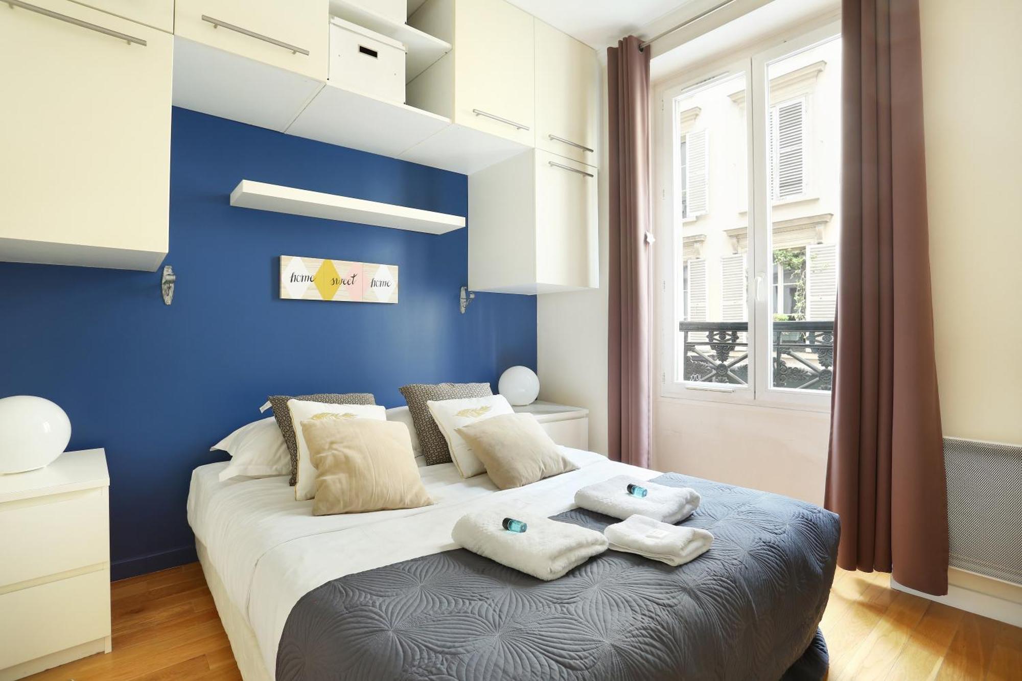 Pick A Flat'S Apartments In Batignolles - Rue Biot Париж Екстериор снимка