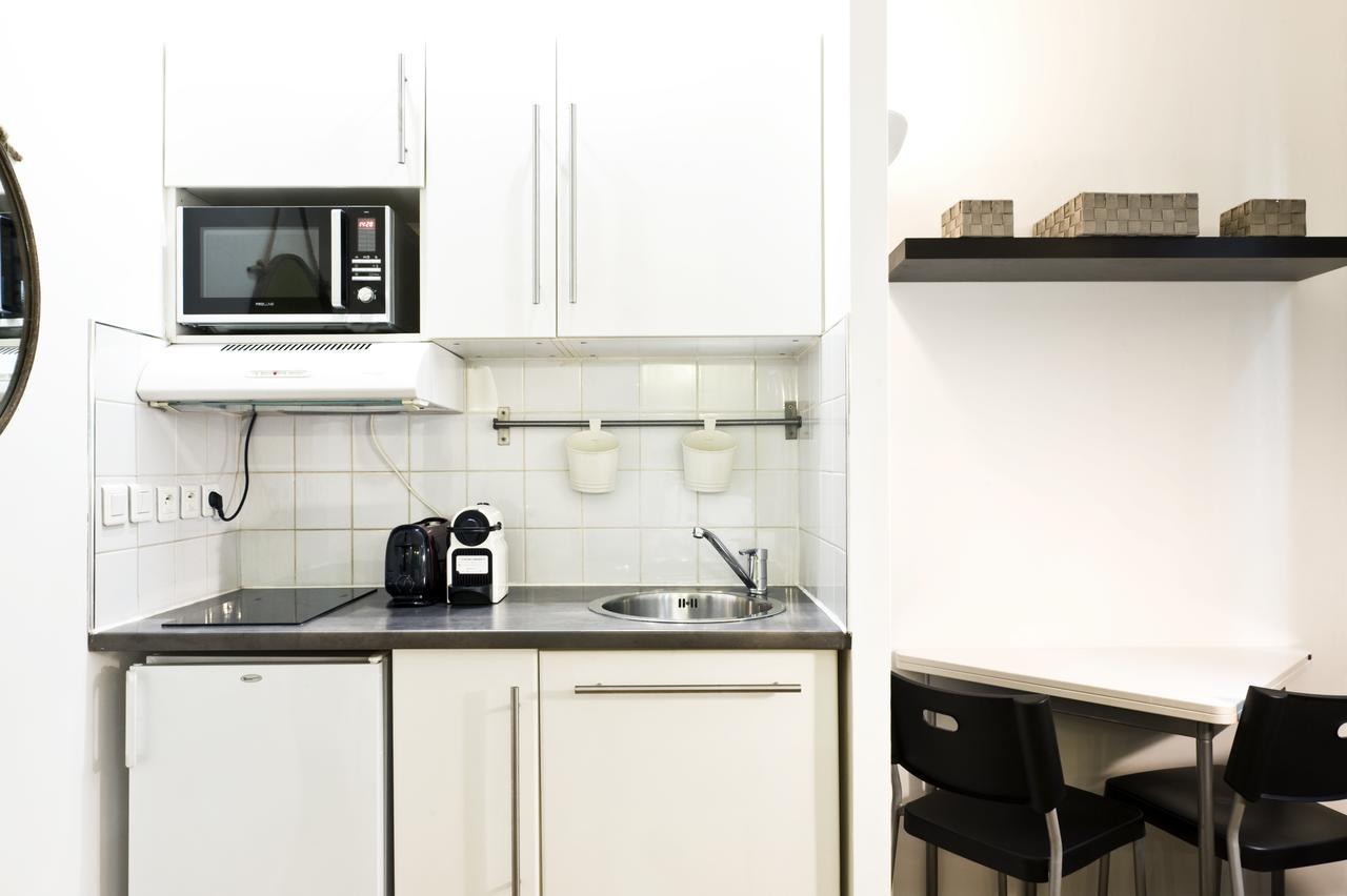Pick A Flat'S Apartments In Batignolles - Rue Biot Париж Екстериор снимка