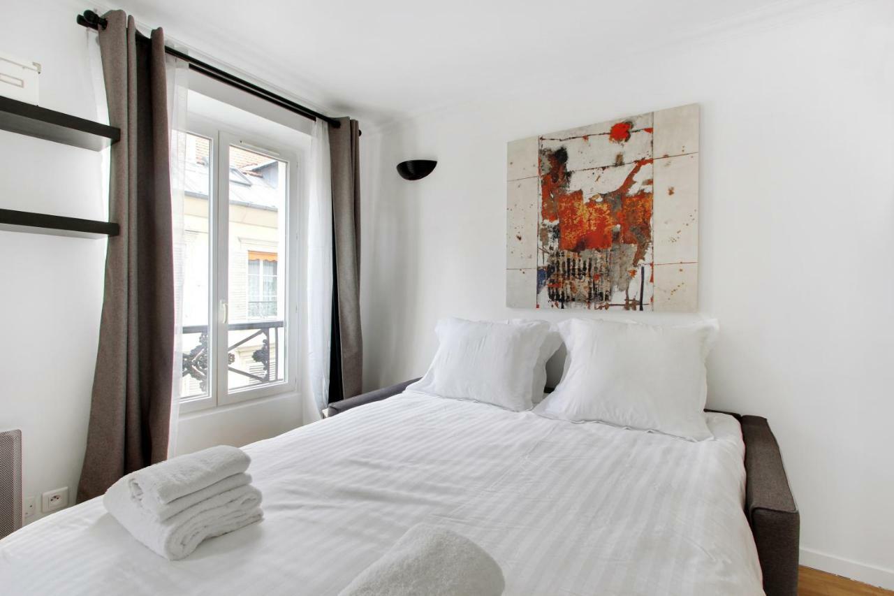 Pick A Flat'S Apartments In Batignolles - Rue Biot Париж Екстериор снимка
