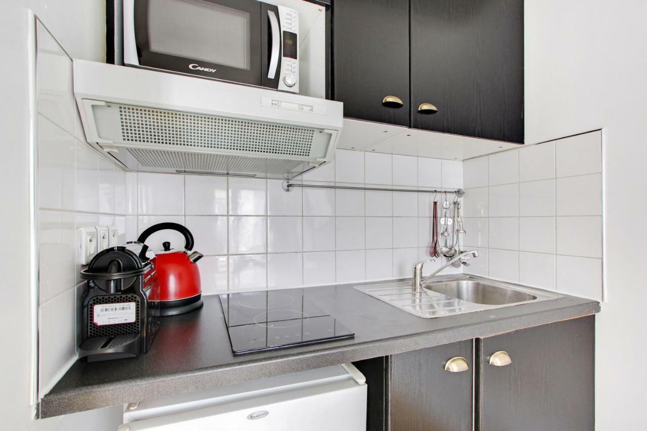 Pick A Flat'S Apartments In Batignolles - Rue Biot Париж Екстериор снимка