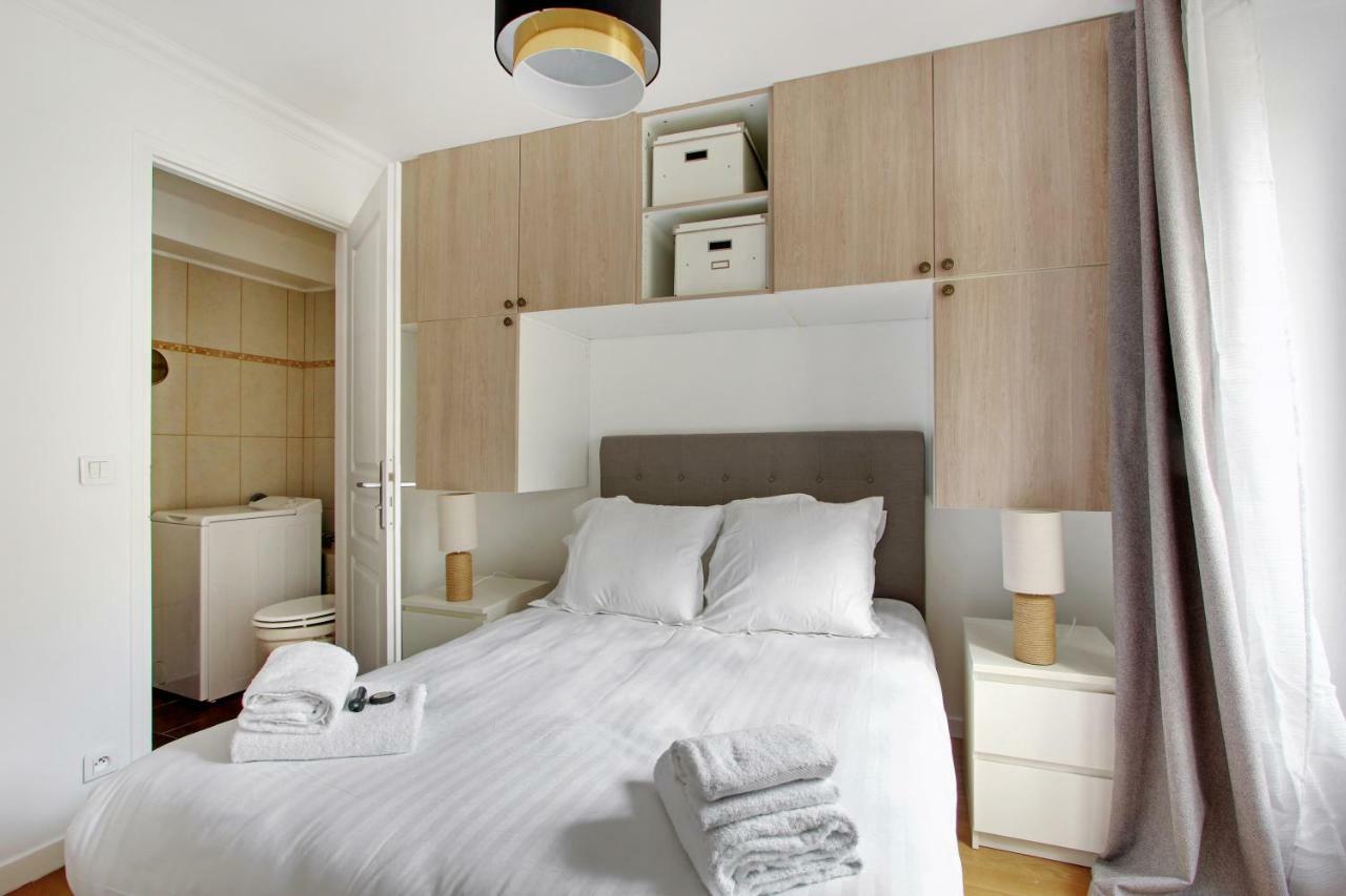Pick A Flat'S Apartments In Batignolles - Rue Biot Париж Екстериор снимка